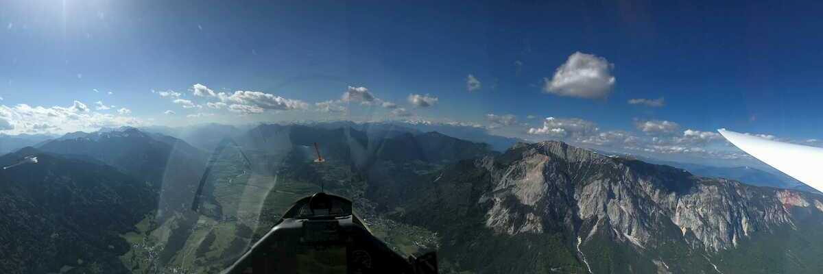 Flugwegposition um 14:54:58: Aufgenommen in der Nähe von Gemeinde Hohenthurn, Hohenthurn, Österreich in 2028 Meter